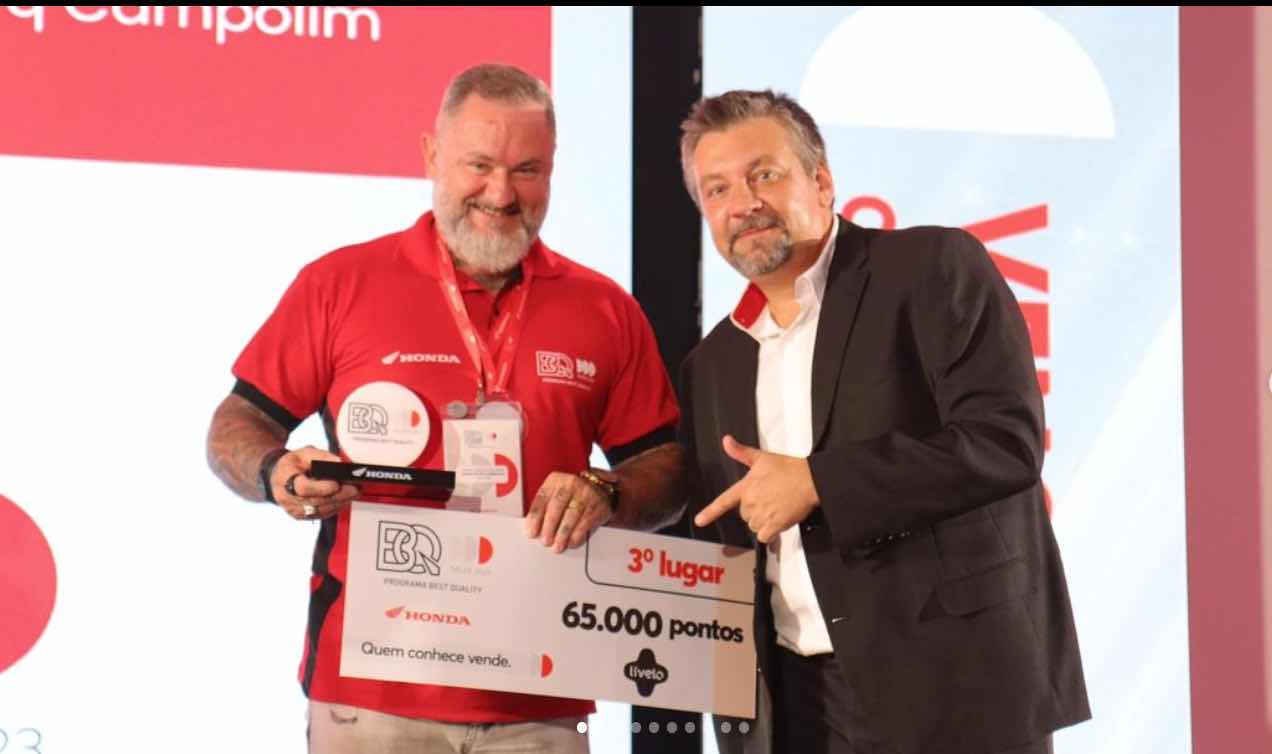 Marco A. Scaravelli da Japauto é premiado no Best Quality da Honda